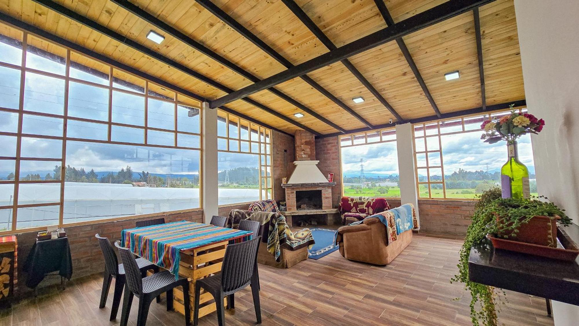 Chasqui Cuscungo Cotopaxi Hostel & Lodge מראה חיצוני תמונה